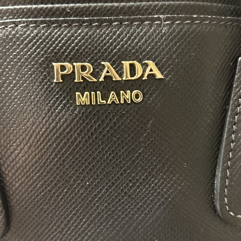 Prada Saffiano Lux Black Double Leather bag - Picture 3 of 12